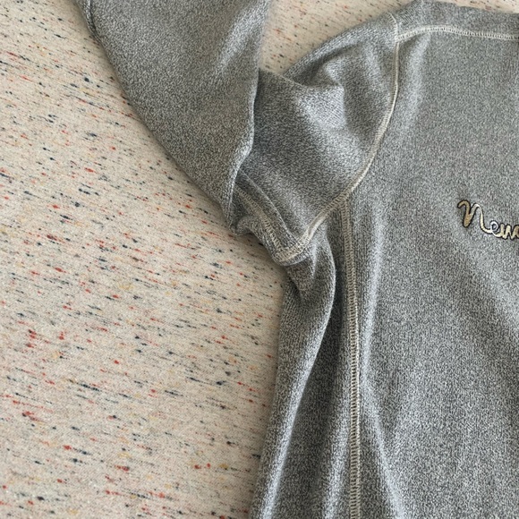 Tommy Bahama Brand Patriots NFL Sweater - Picture 6 of 12